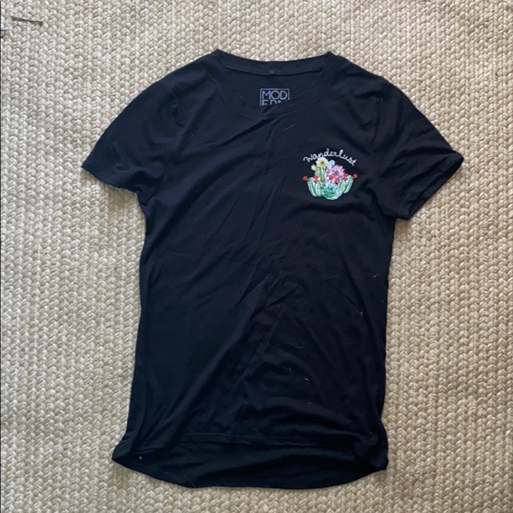 Black tee